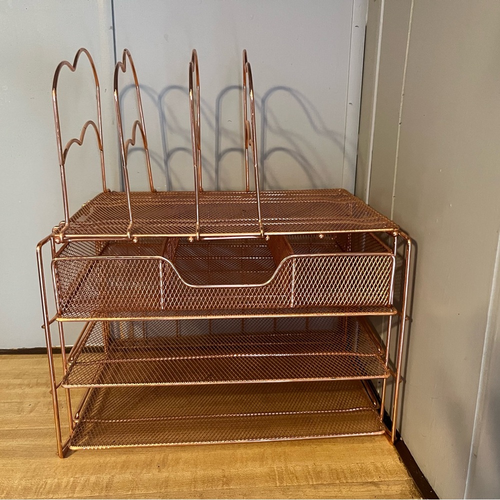 Copper Wire Mesh Storage Rack